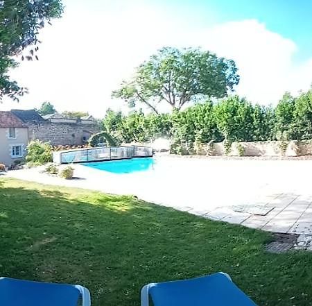 Les Dodos De Rose Bed & Breakfast ดูเอ-ลา-ฟงแตน ภายนอก รูปภาพ