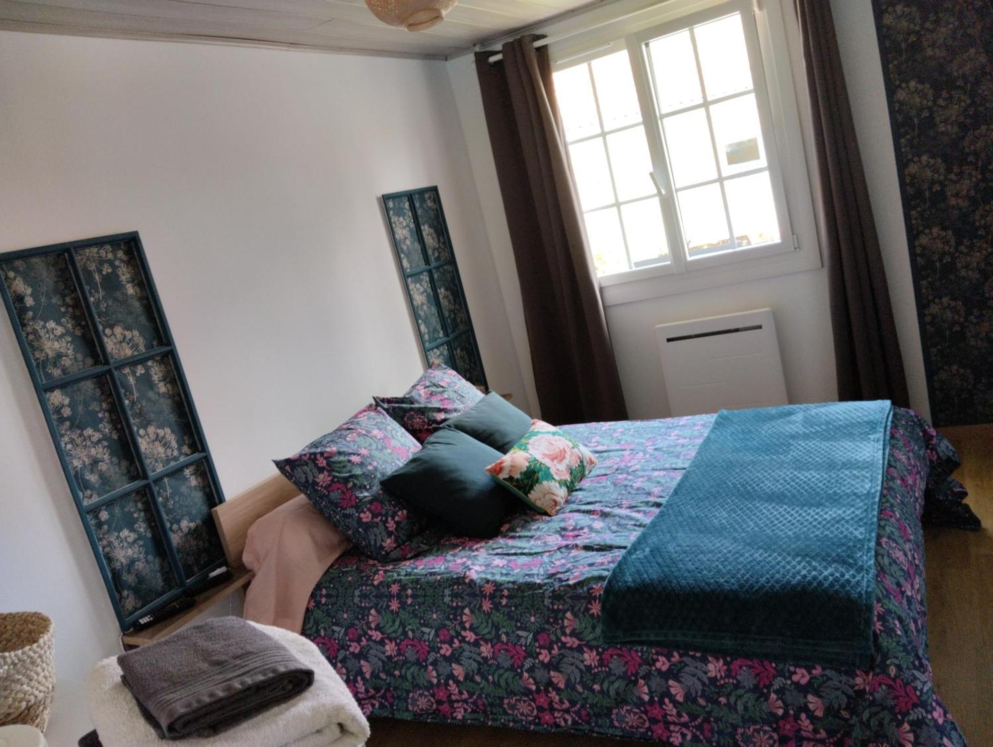 Les Dodos De Rose Bed & Breakfast ดูเอ-ลา-ฟงแตน ภายนอก รูปภาพ
